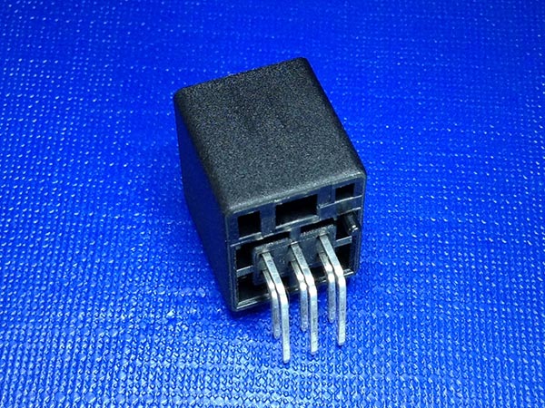 ZH-6P弯针座(D插件）