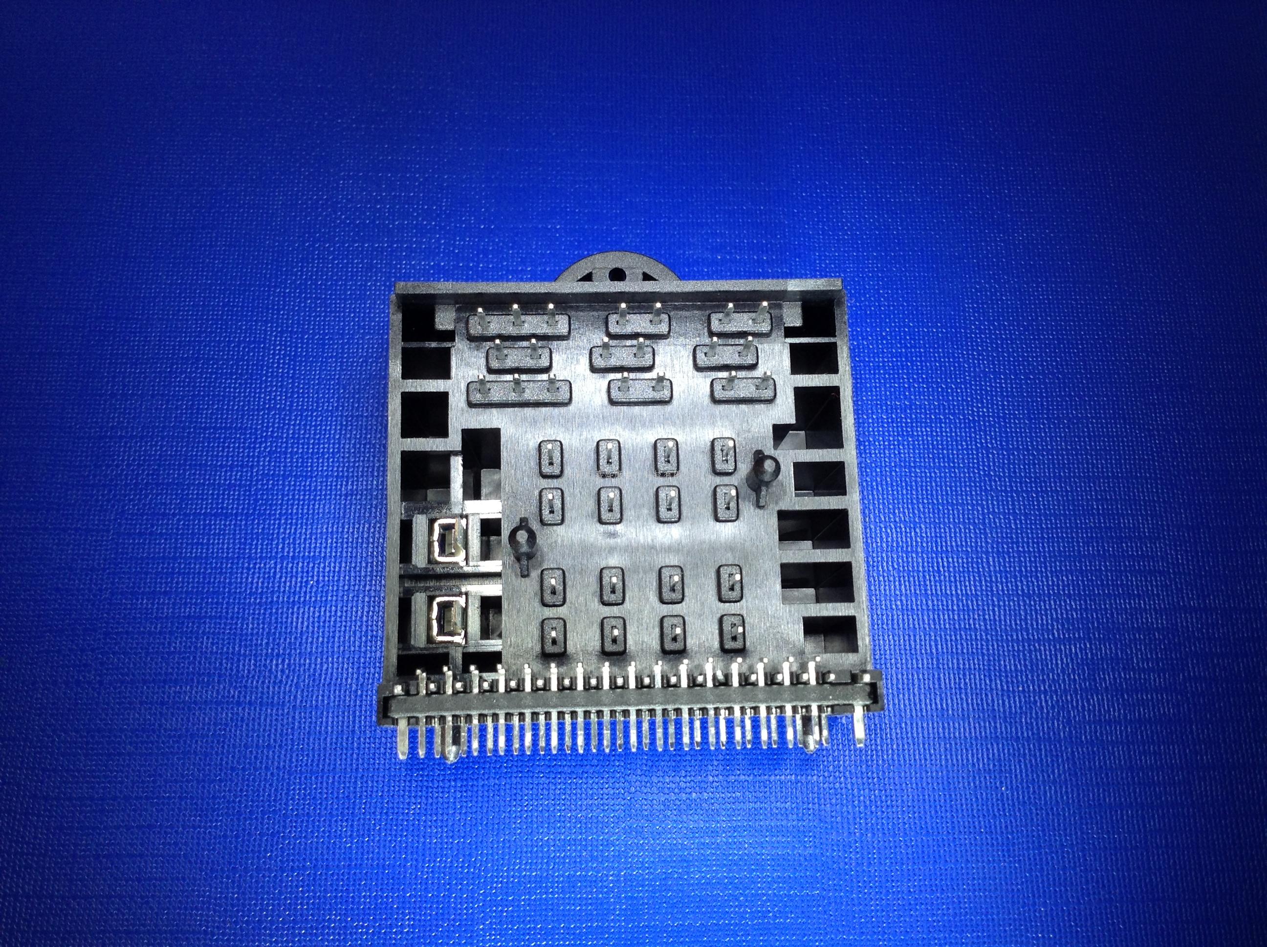 36P老大众专车专用插座