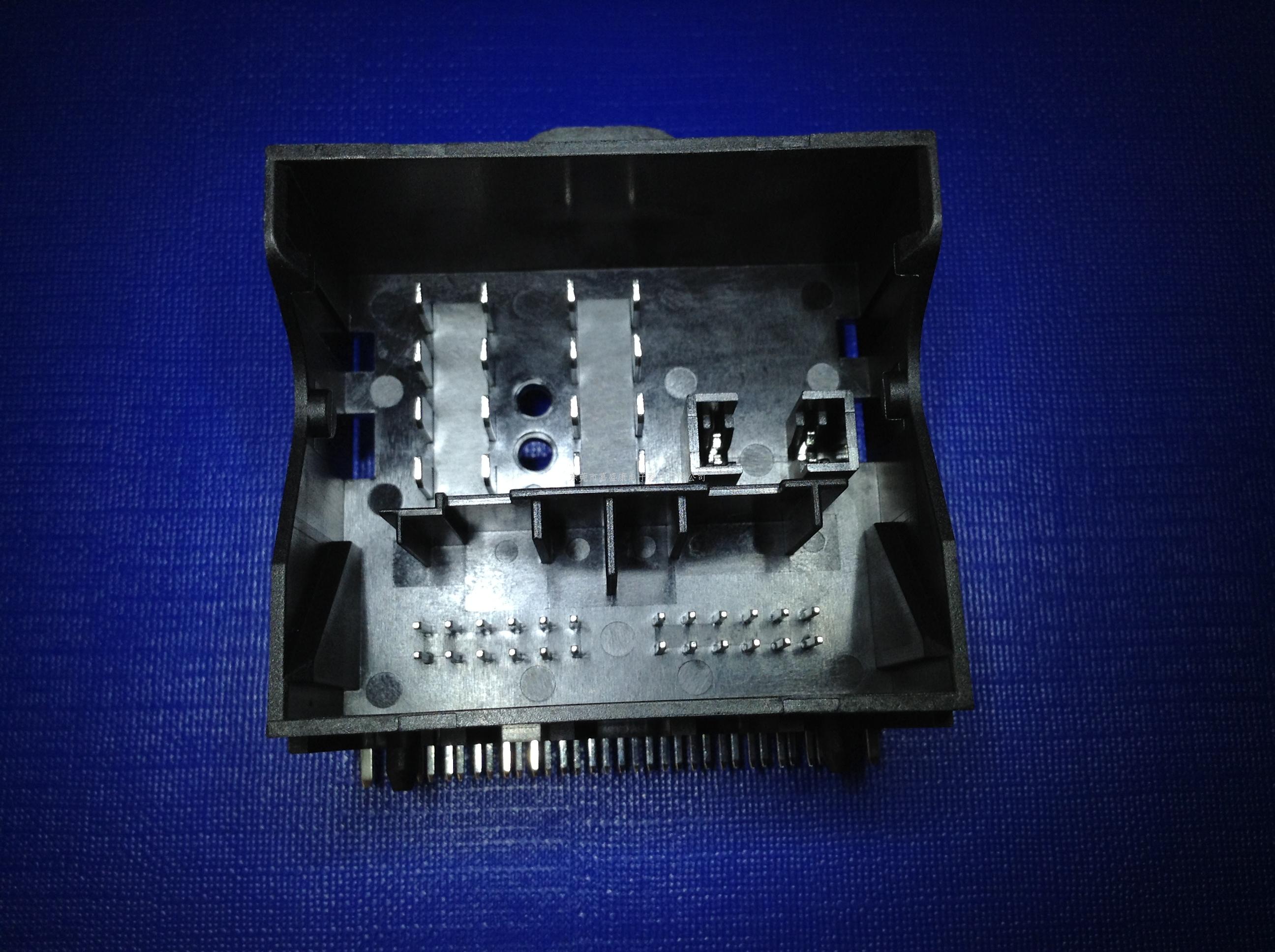 9003 大众40P专用插座（满...