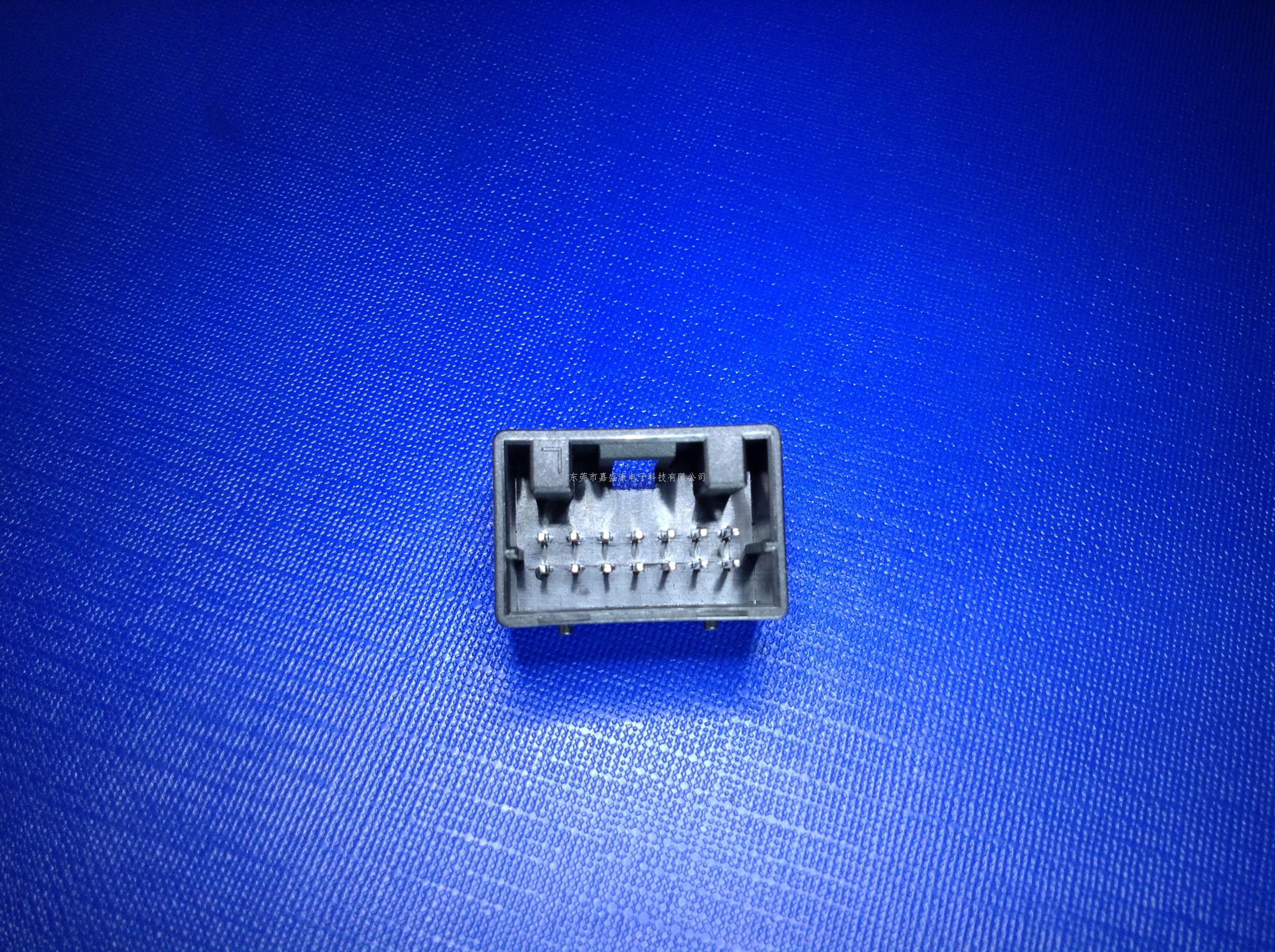 ZH-14P直针座(L插件）:3...