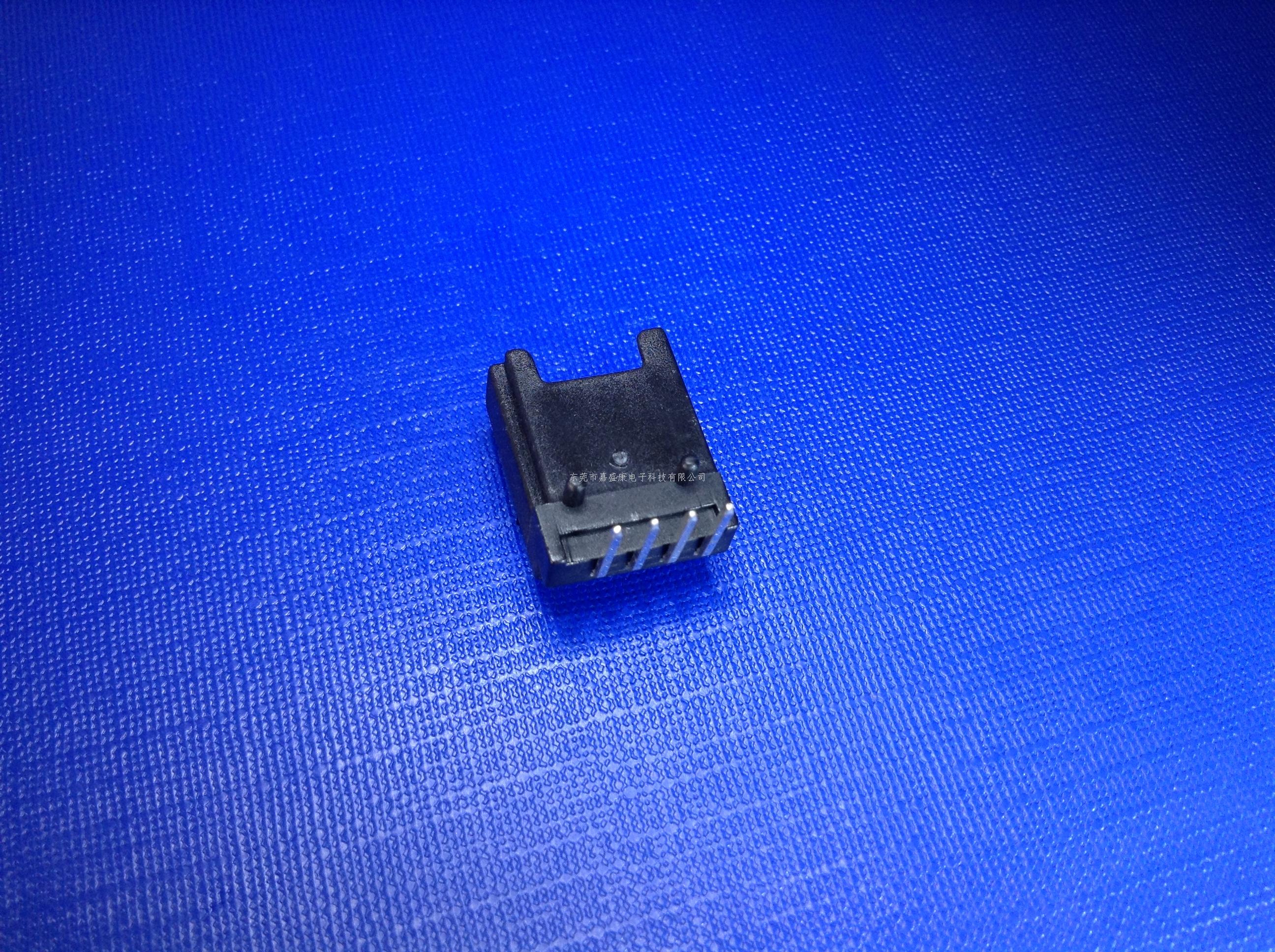 宝马4P弯针座:33-1402-...