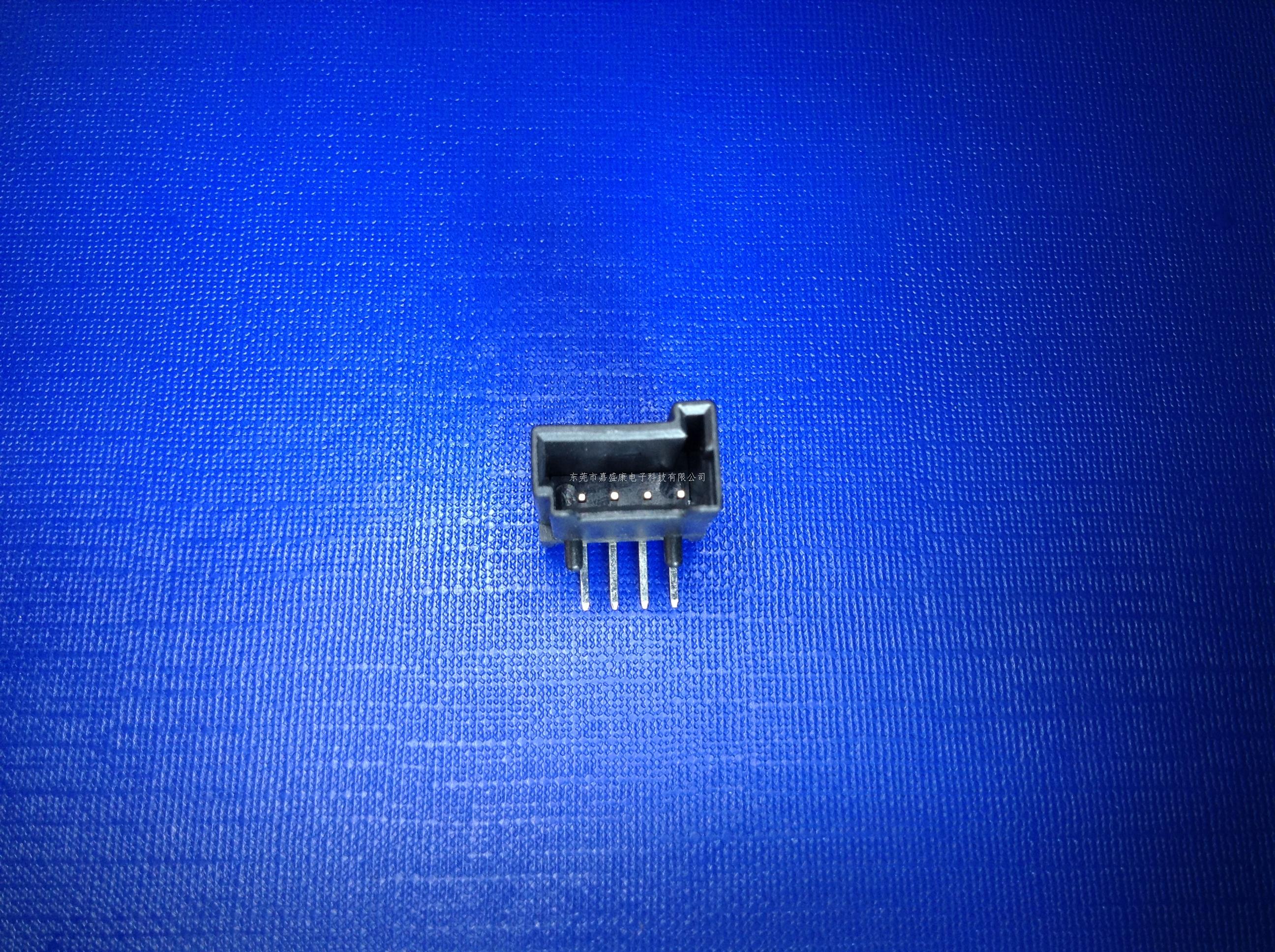 宝马4P弯针座:33-1402-...