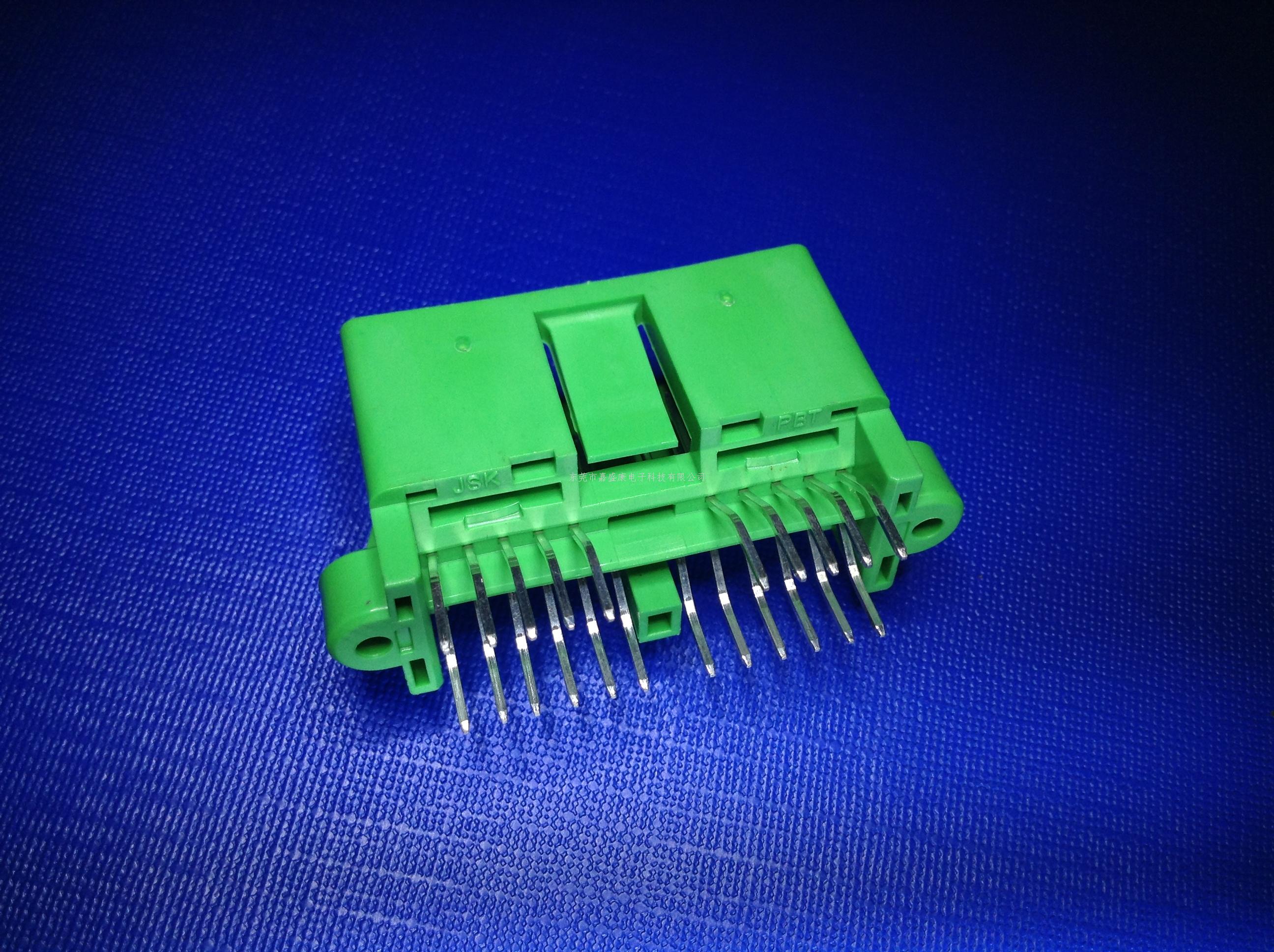 比亚迪22P弯针座:33-140...