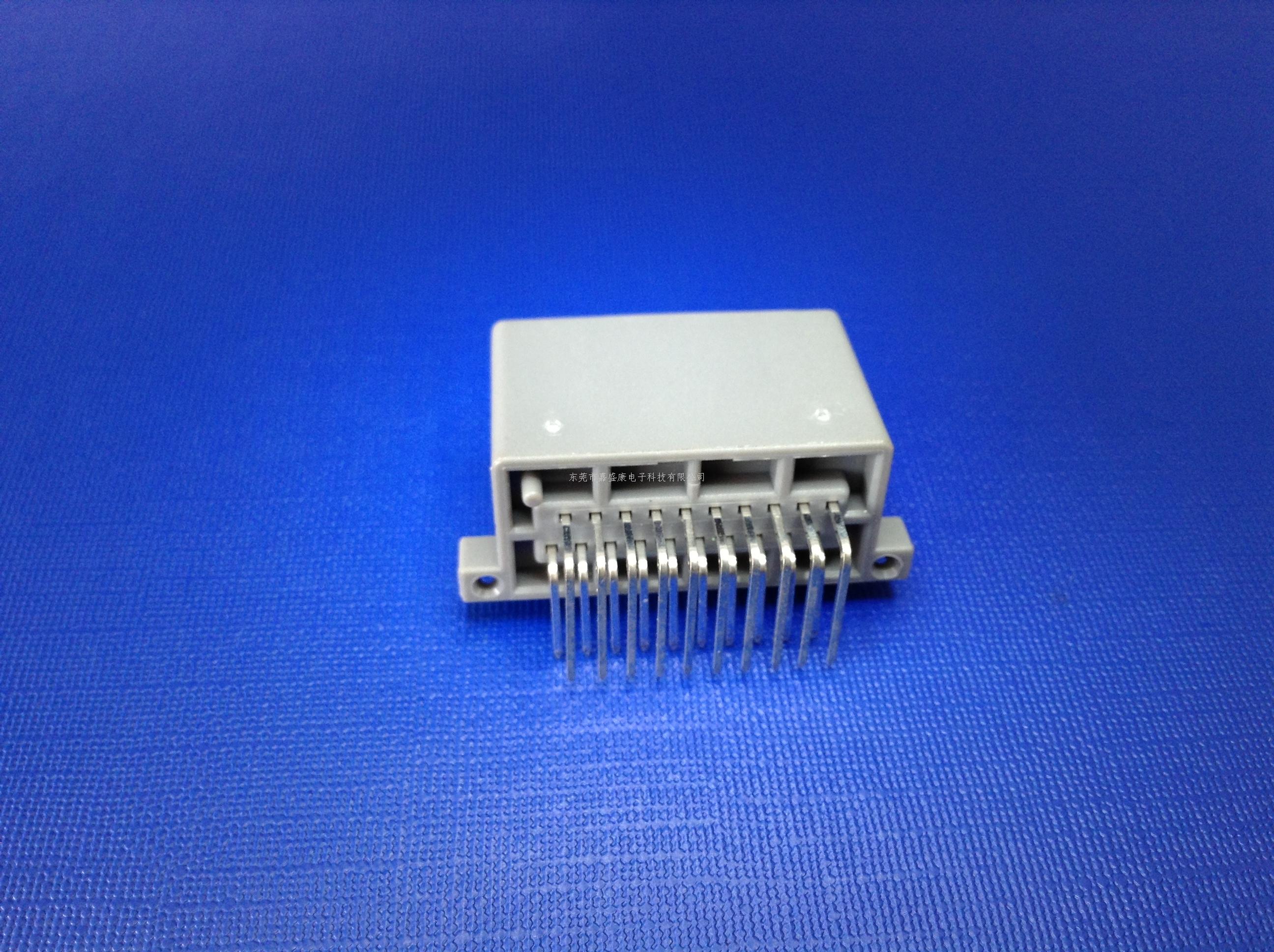 九代雅阁20P弯针座