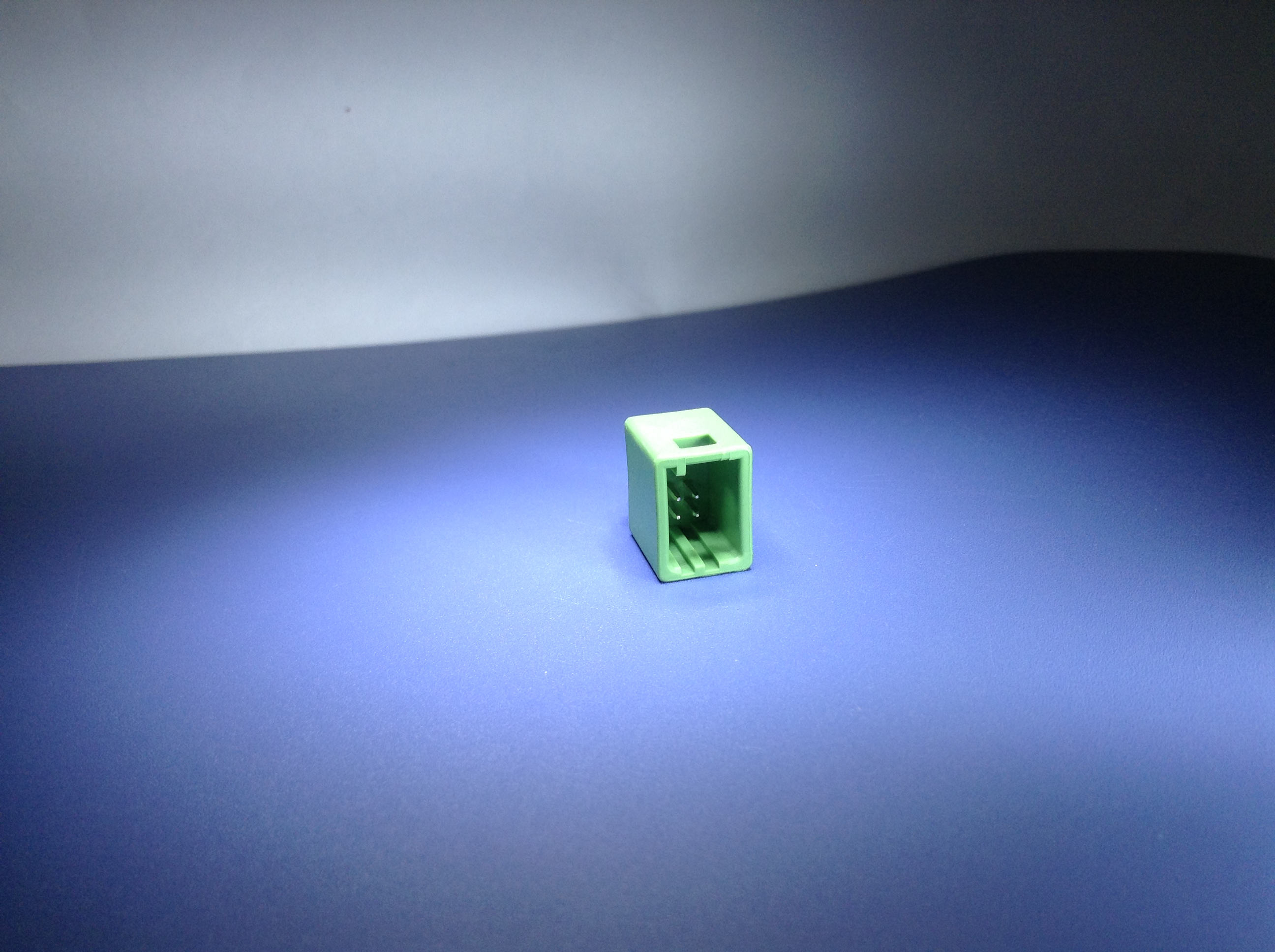 马自达3 USB 4P直针座:3...