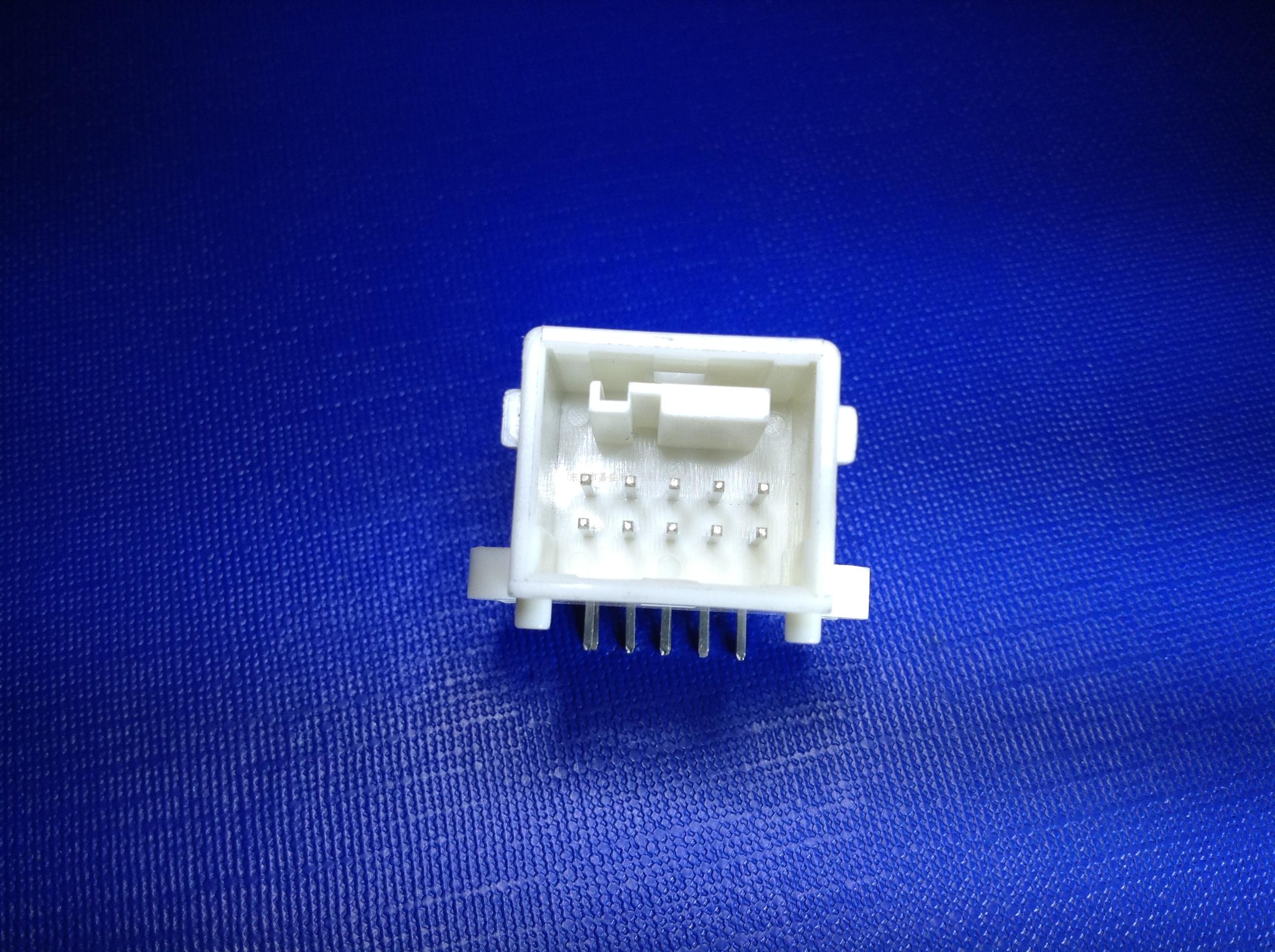 荣威10P弯针座:33-1402...