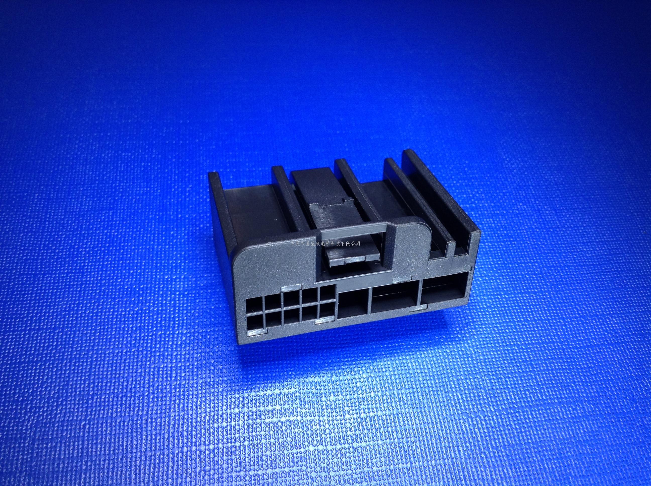 奔驰13P公胶壳:22-1402...