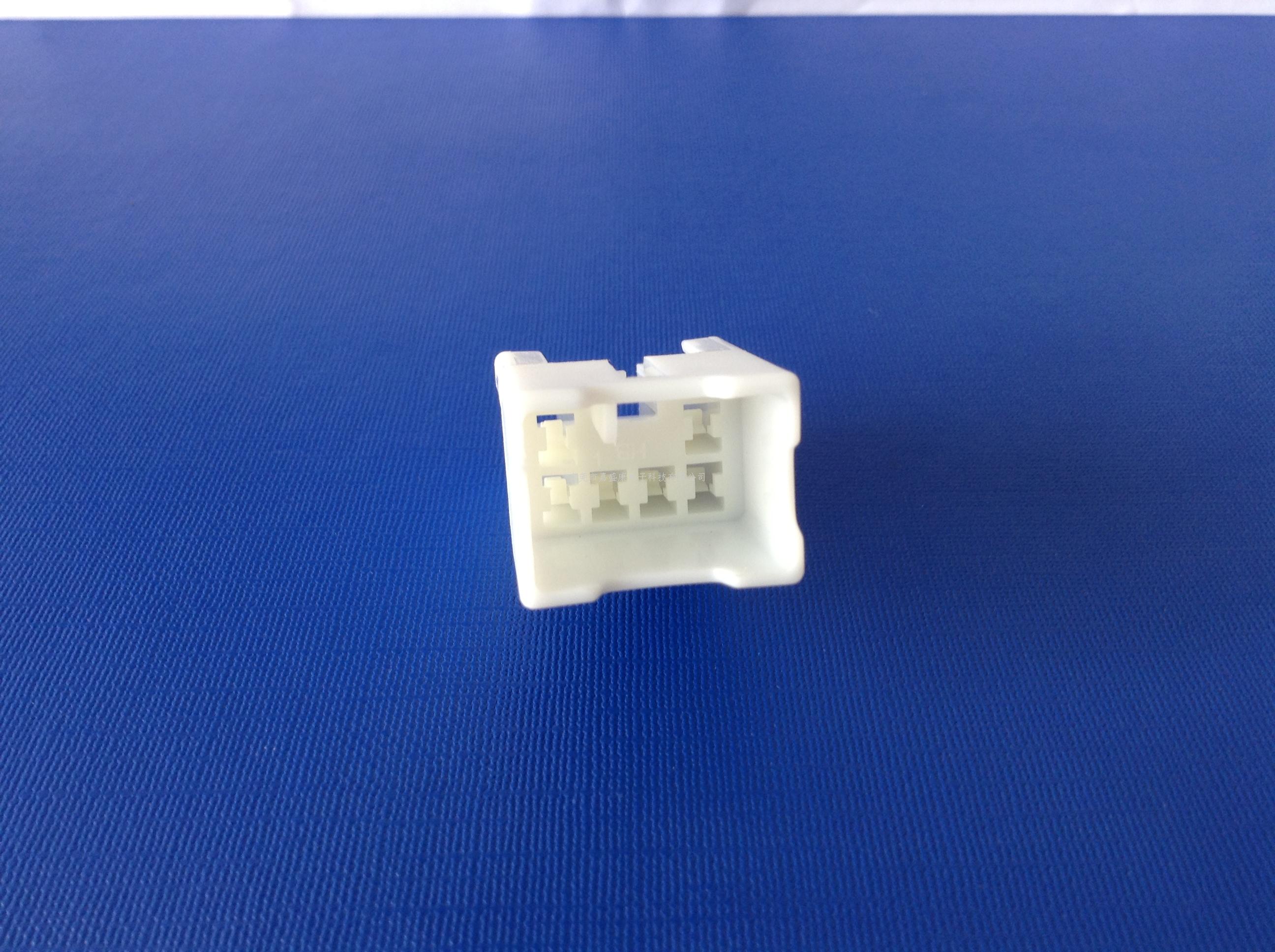 丰田6P母胶壳:22-1402-...