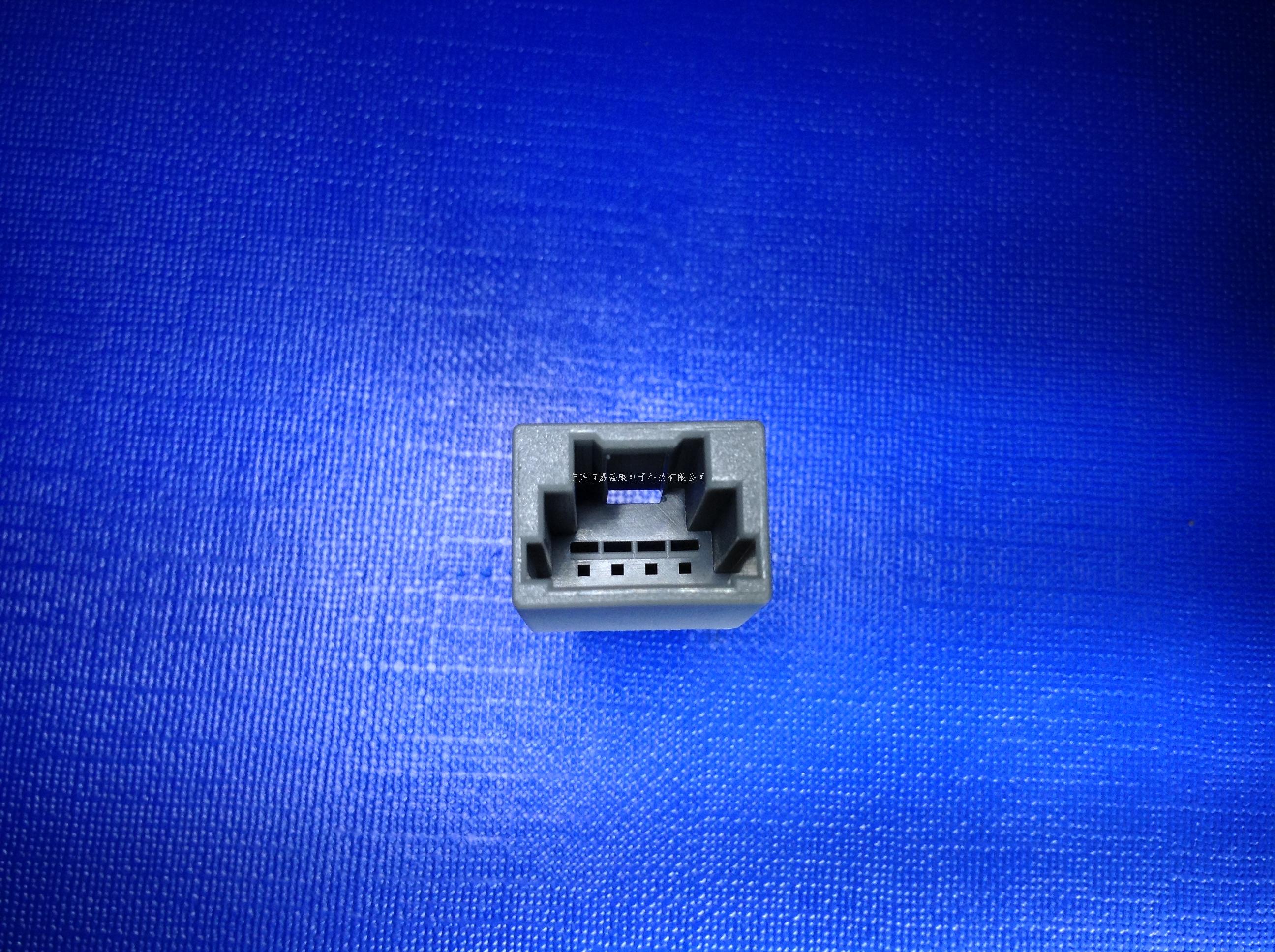 锋驭4P母胶壳:22-1402-...