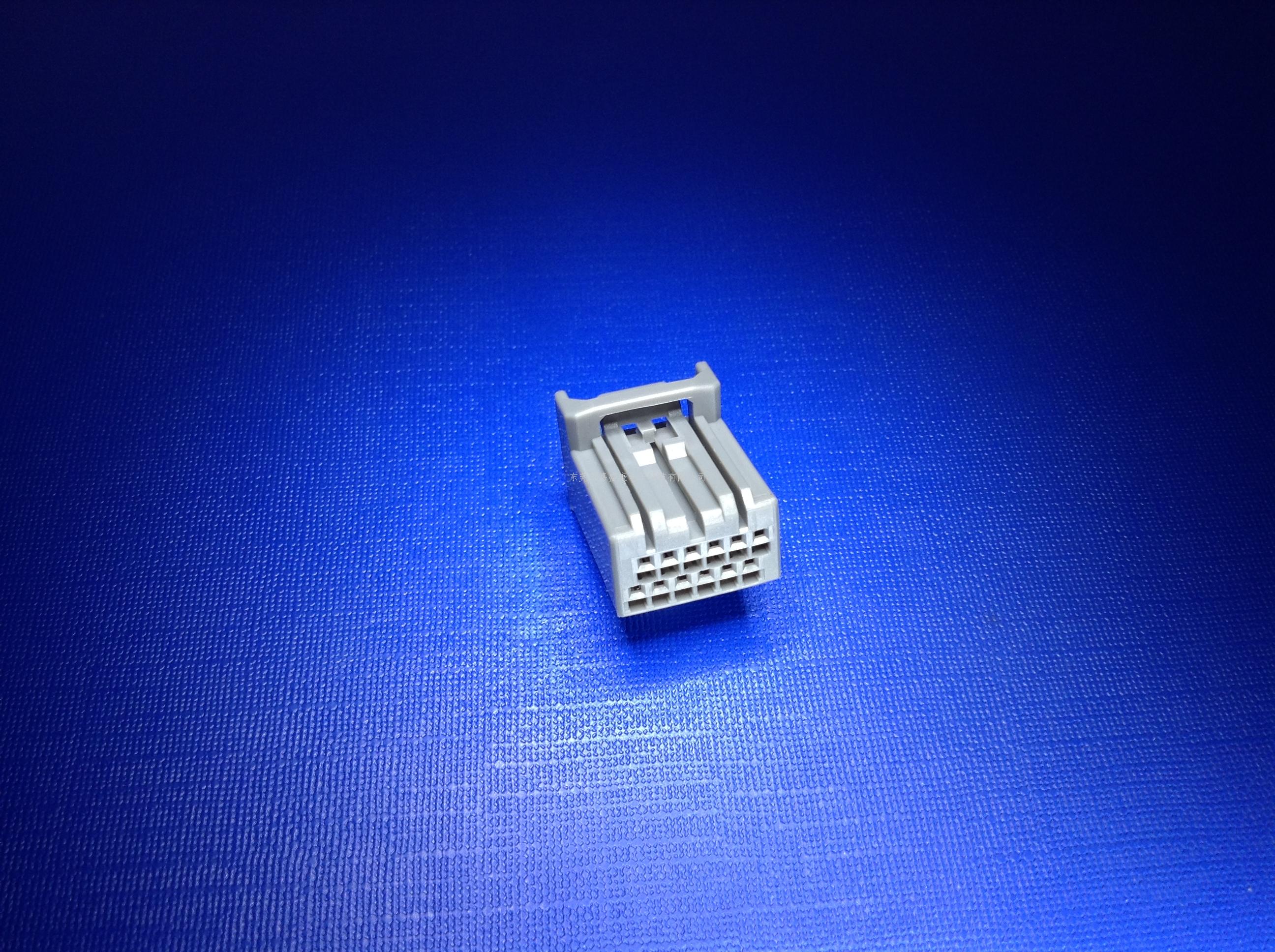 九代雅阁12P公胶壳.22-14...