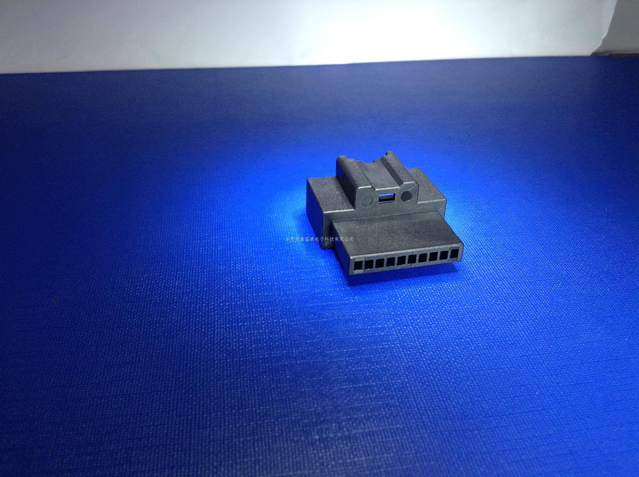 凯迪拉克10P母胶壳;22-14...