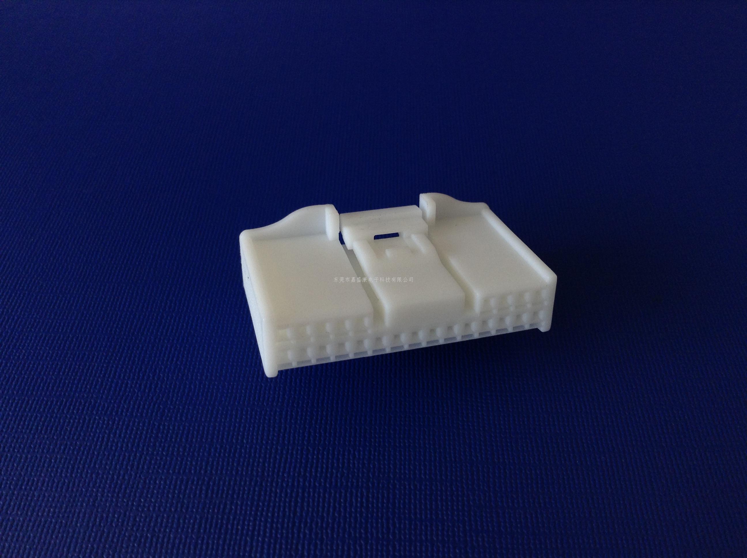 凯美瑞24P公胶壳:22-140...