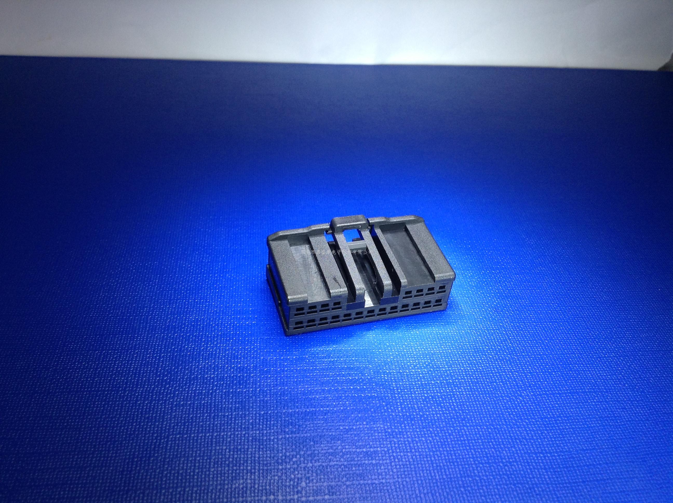 科鲁兹21P公胶壳:22-140...