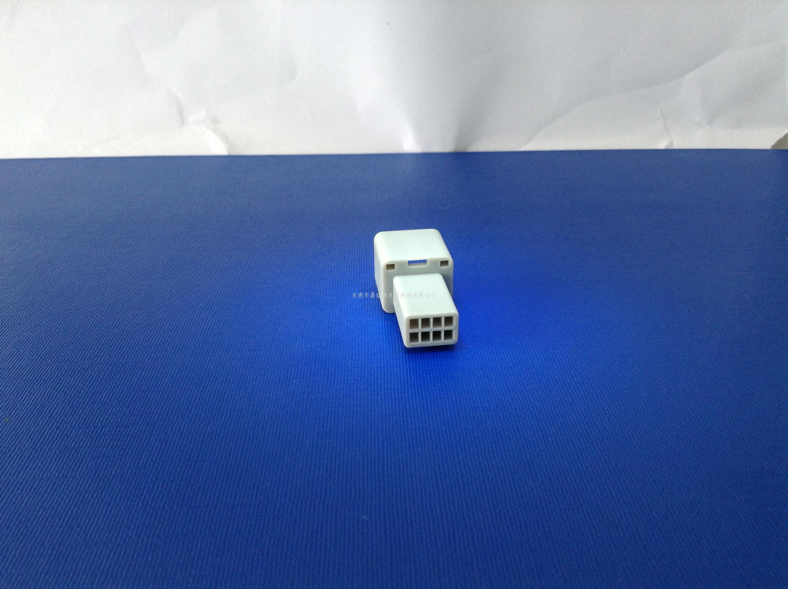 雷诺8P母胶壳:22-1402-...