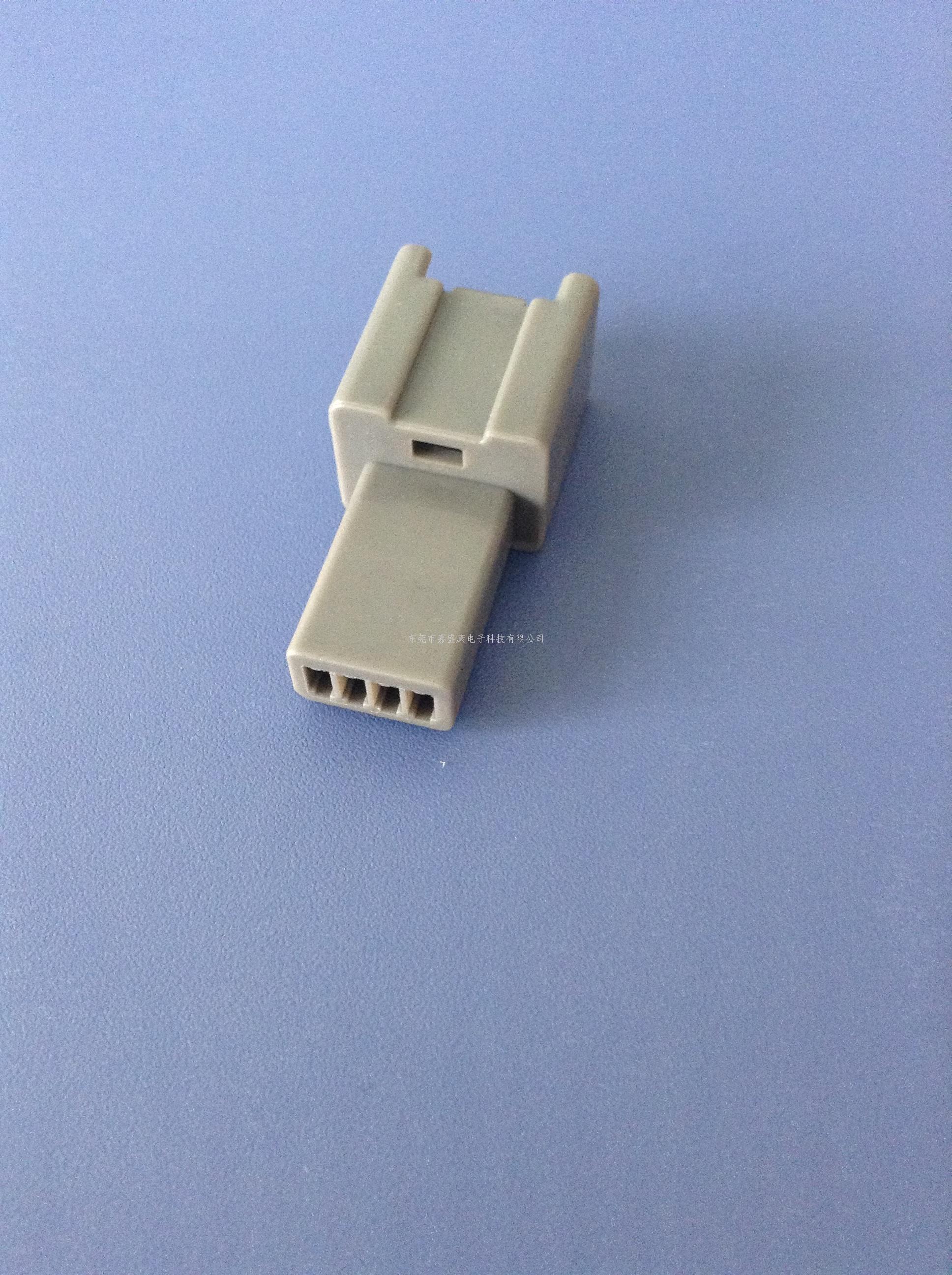 路虎神行者4P母胶壳.