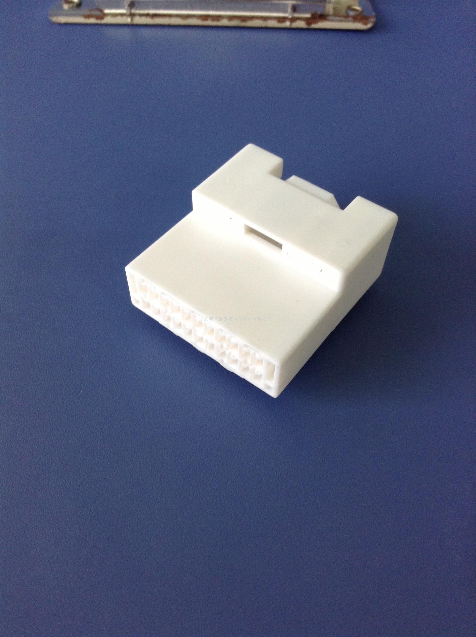 马自达22P母胶壳