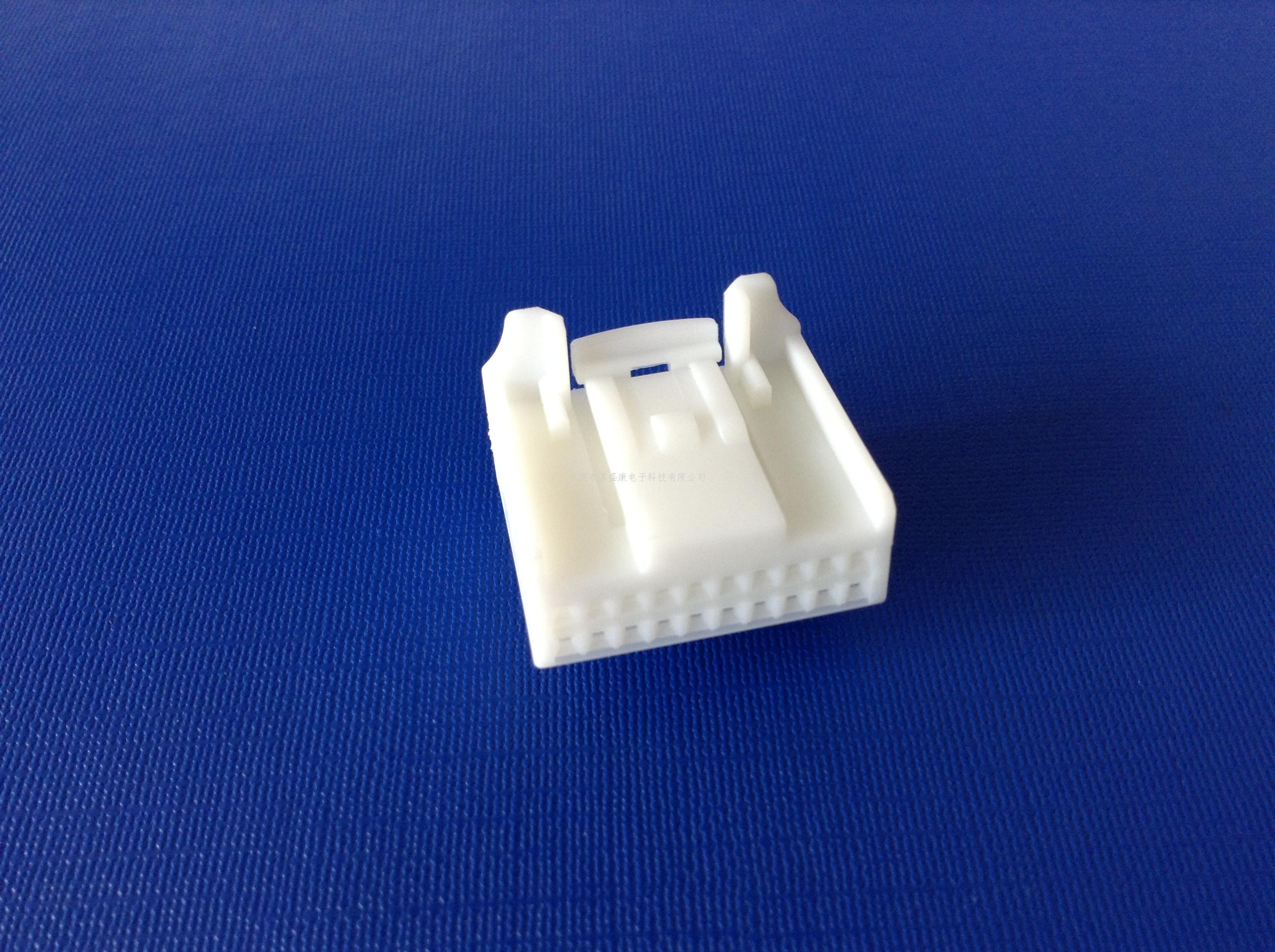 天籁20P公胶壳：22-1401...