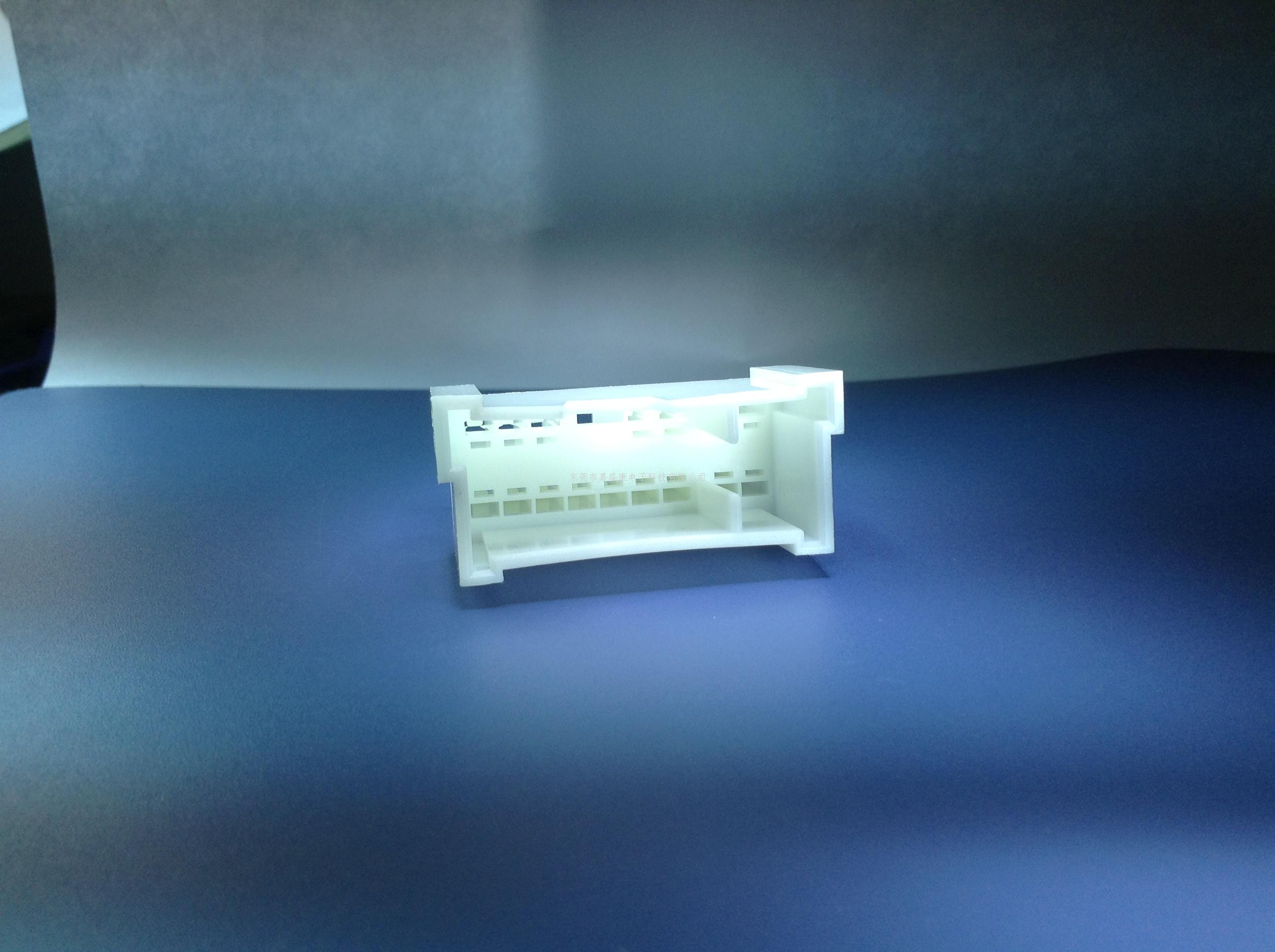 现代16P母胶壳:22-1402...