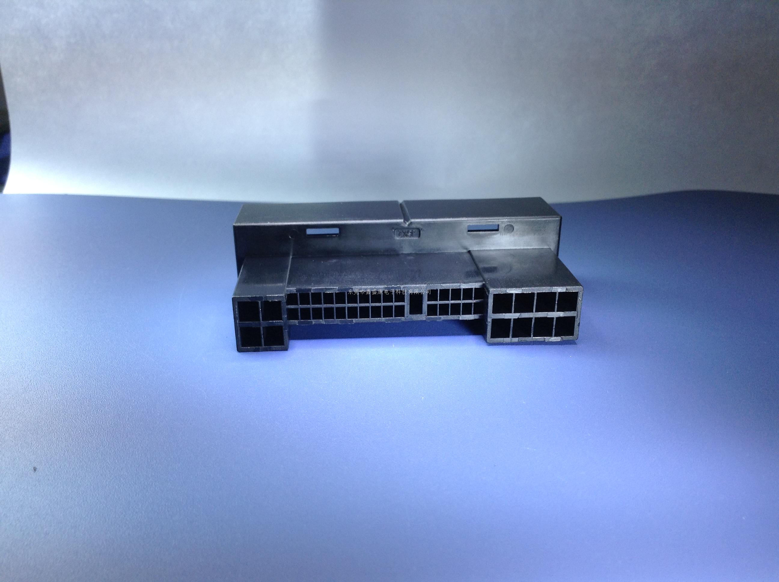 现代42P母胶壳:22-1402...