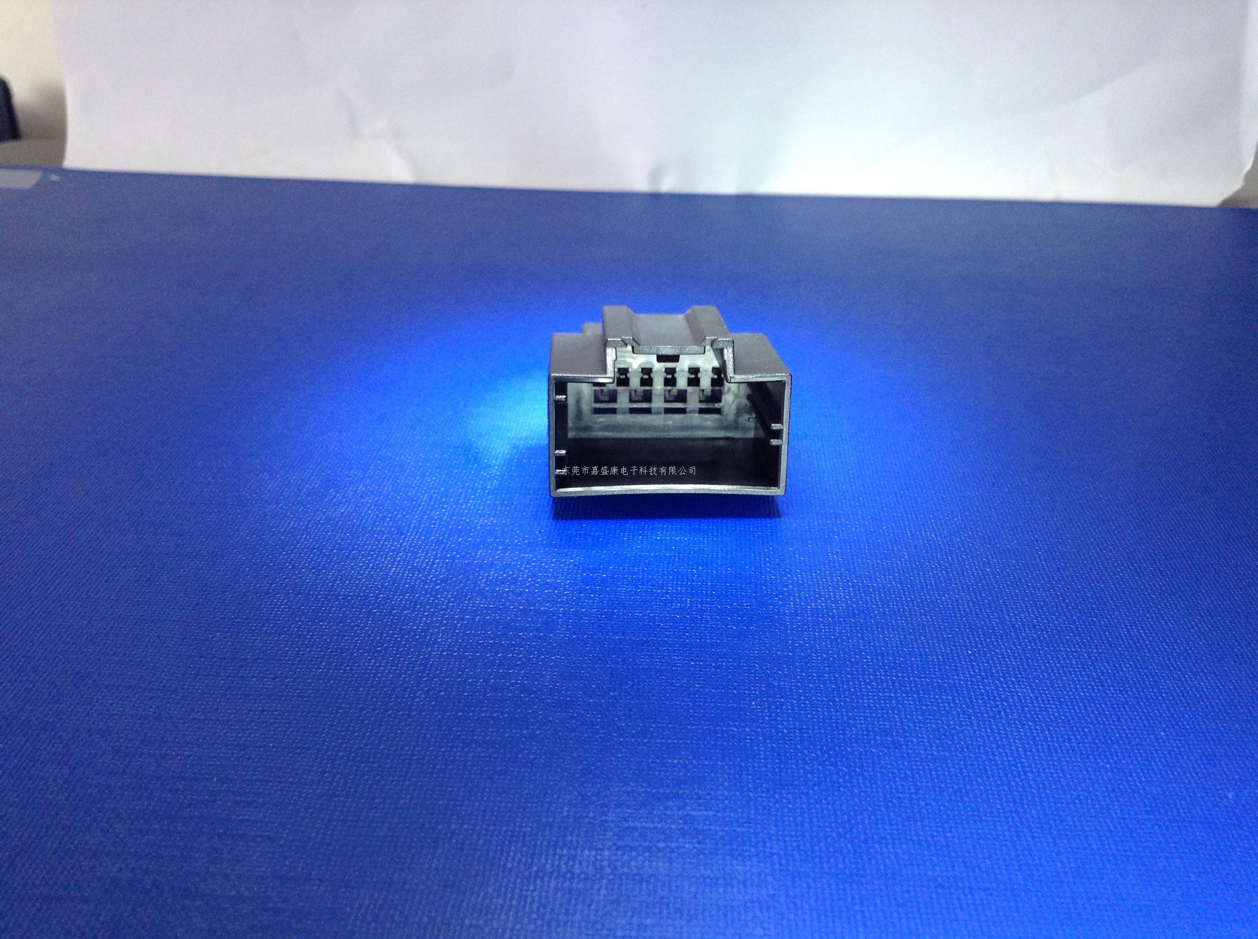 雪佛兰10P母胶壳:22-140...